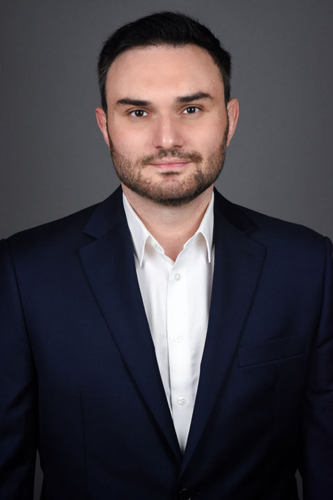 Attorney Michael Yerzinkyan, Los Angeles employment and personal injury lawyer